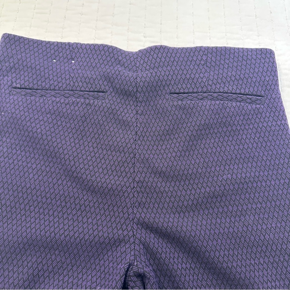 Chico's Pull On Ankle Pants Elastic Waist Purple and black Texture - Picture 13 of 14